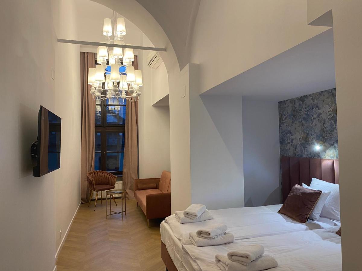 Bracka Main Square Apartments Краков Экстерьер фото