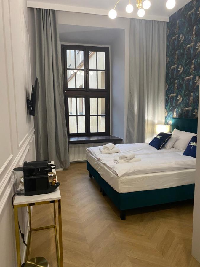 Bracka Main Square Apartments Краков Экстерьер фото